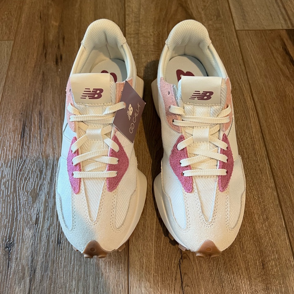 New Balance The Intelligent Choice 327 Sneakers